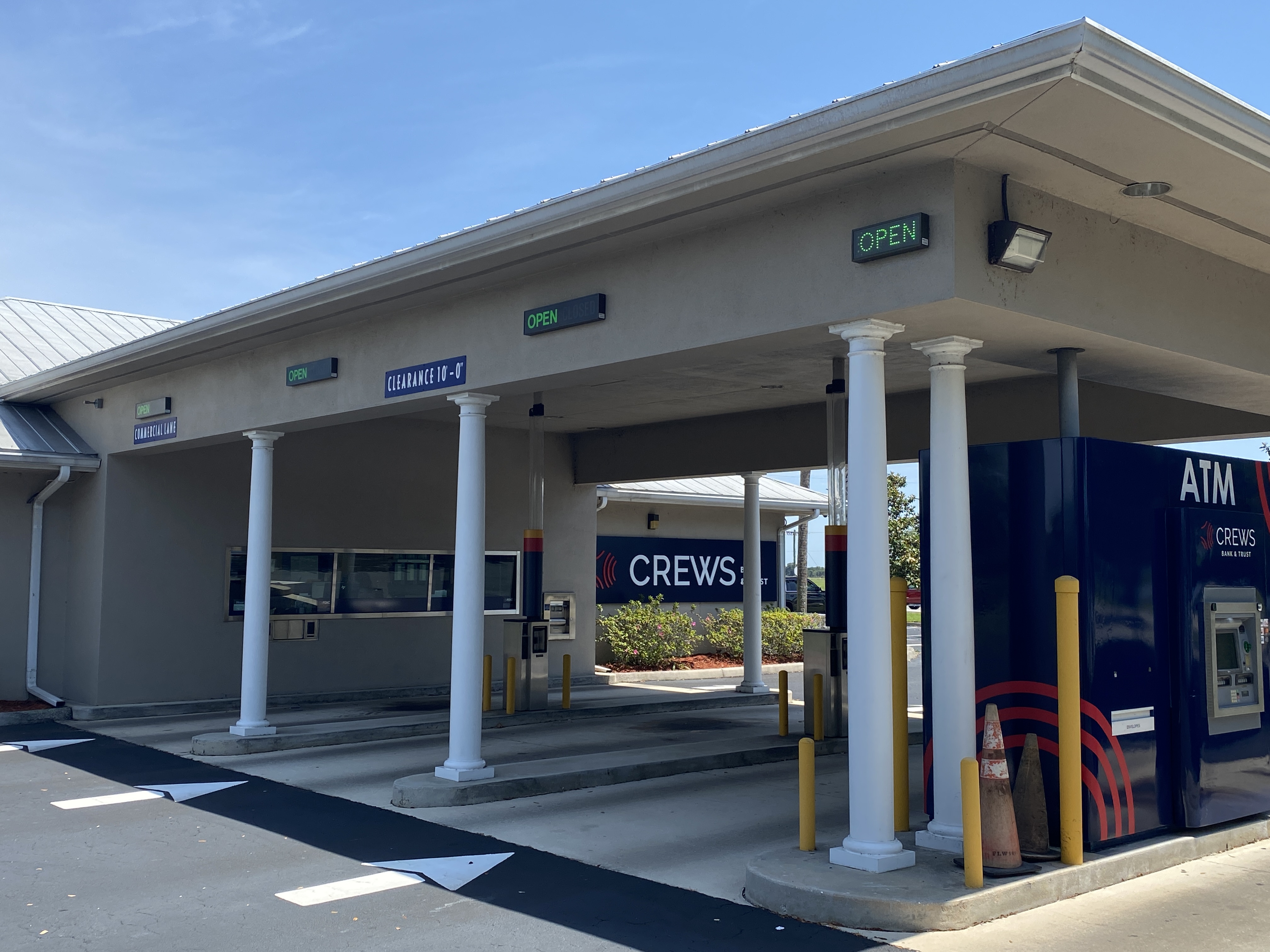 Crews Bank & Trust Image