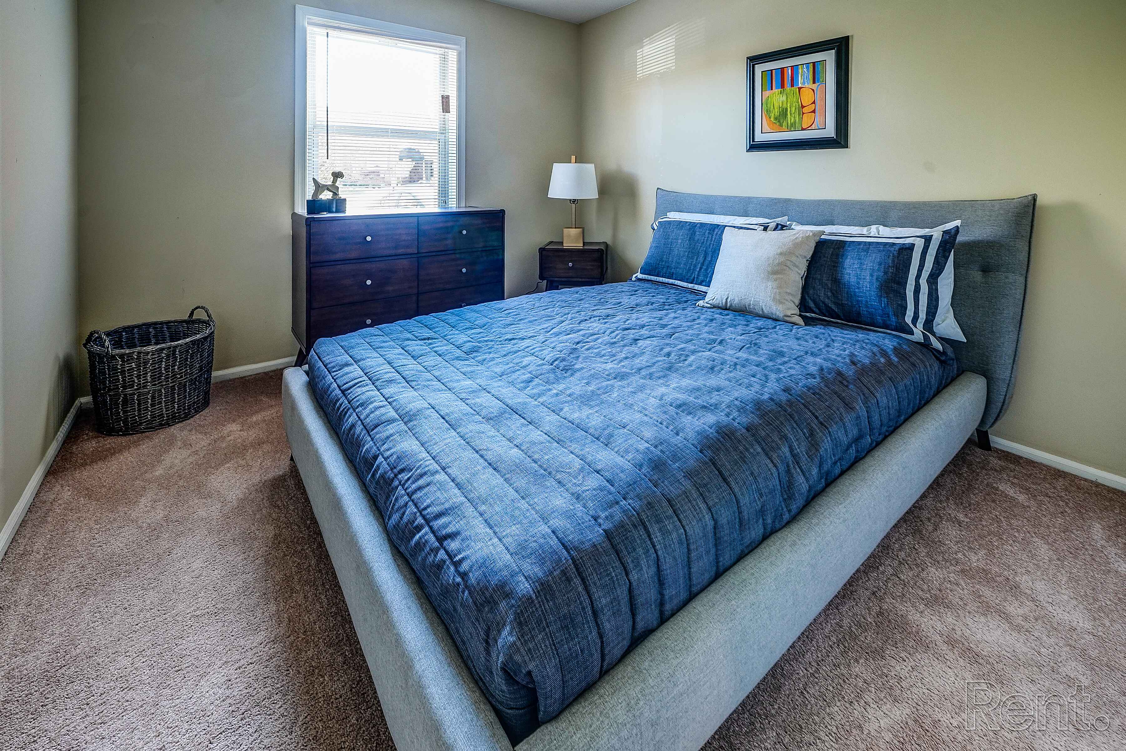 Lions Creek Apartments Image