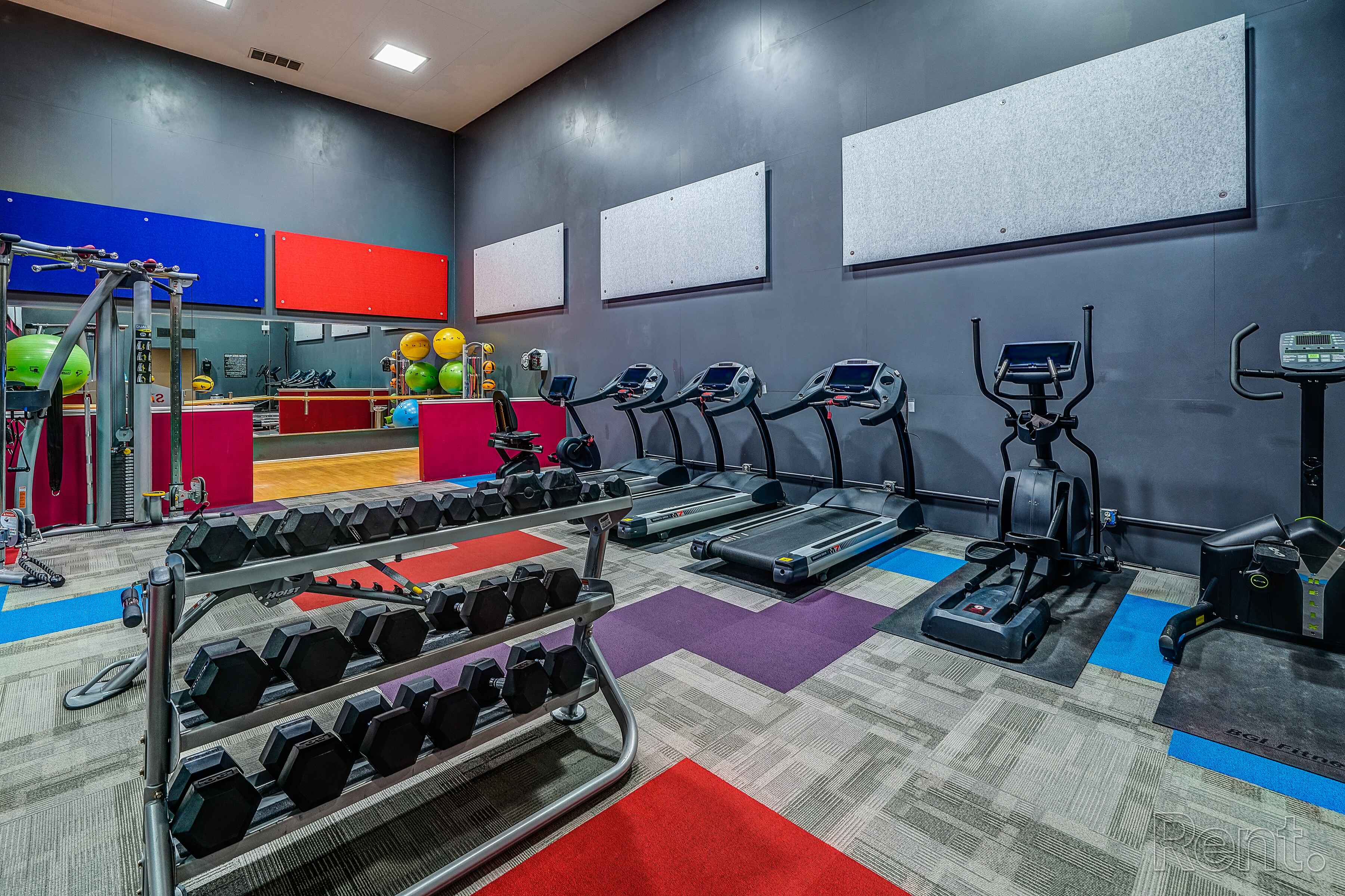 Lions Creek Apartments Image