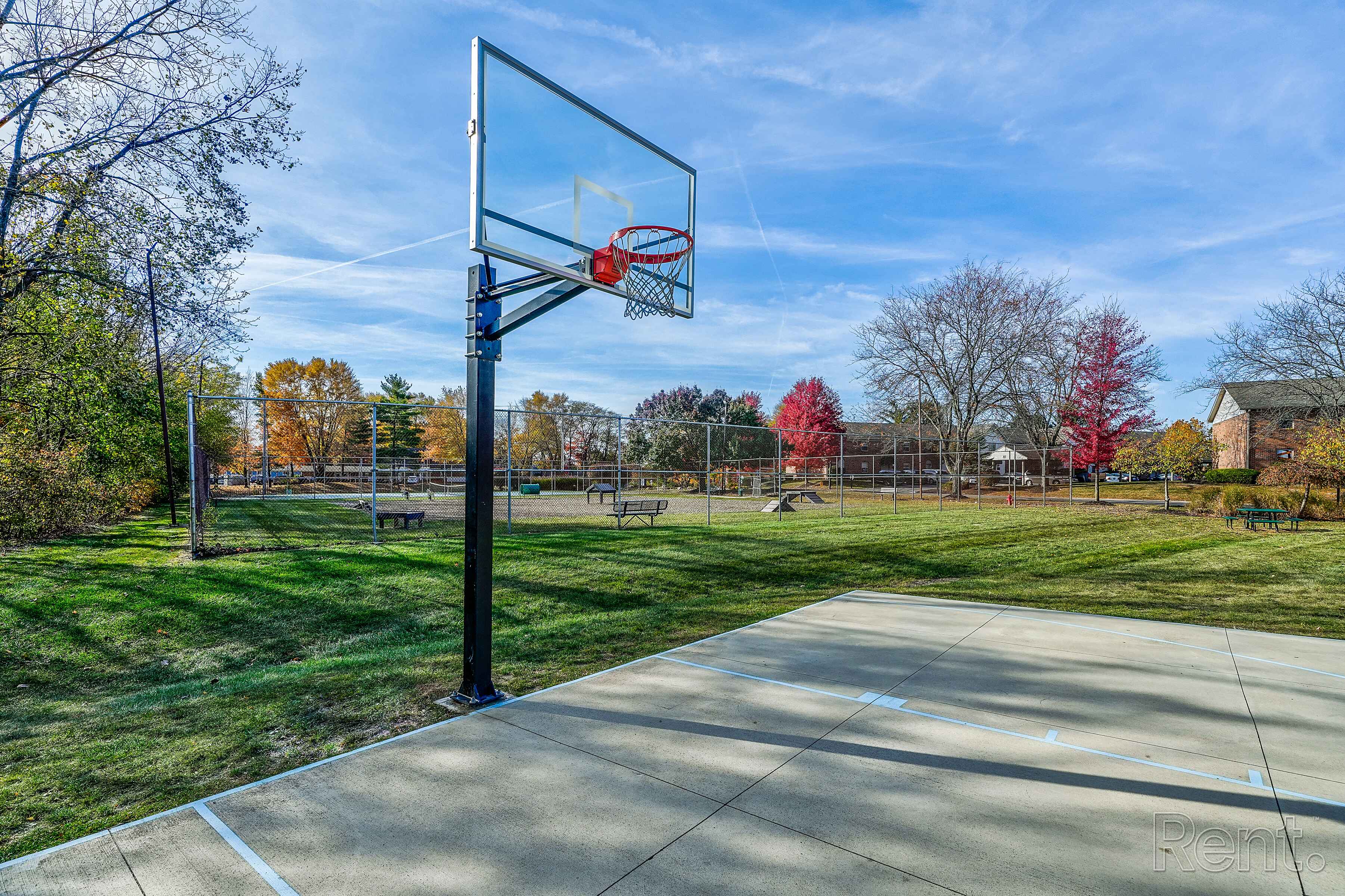 Lions Creek Apartments Image