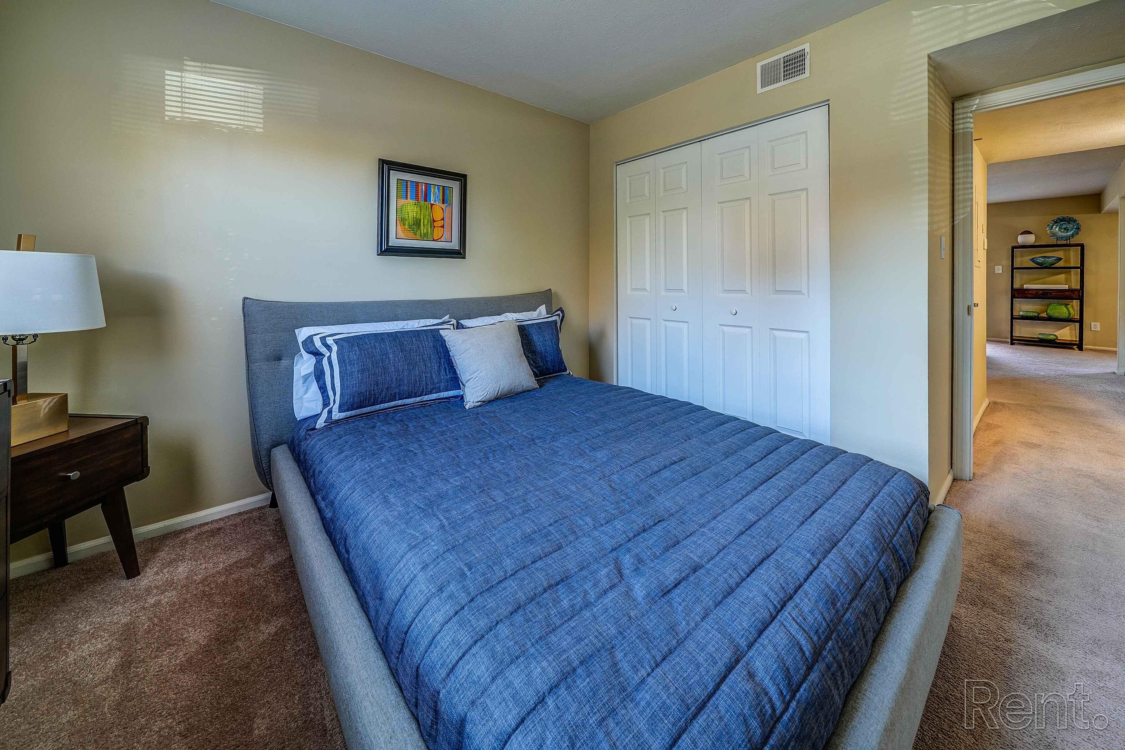 Lions Creek Apartments Image