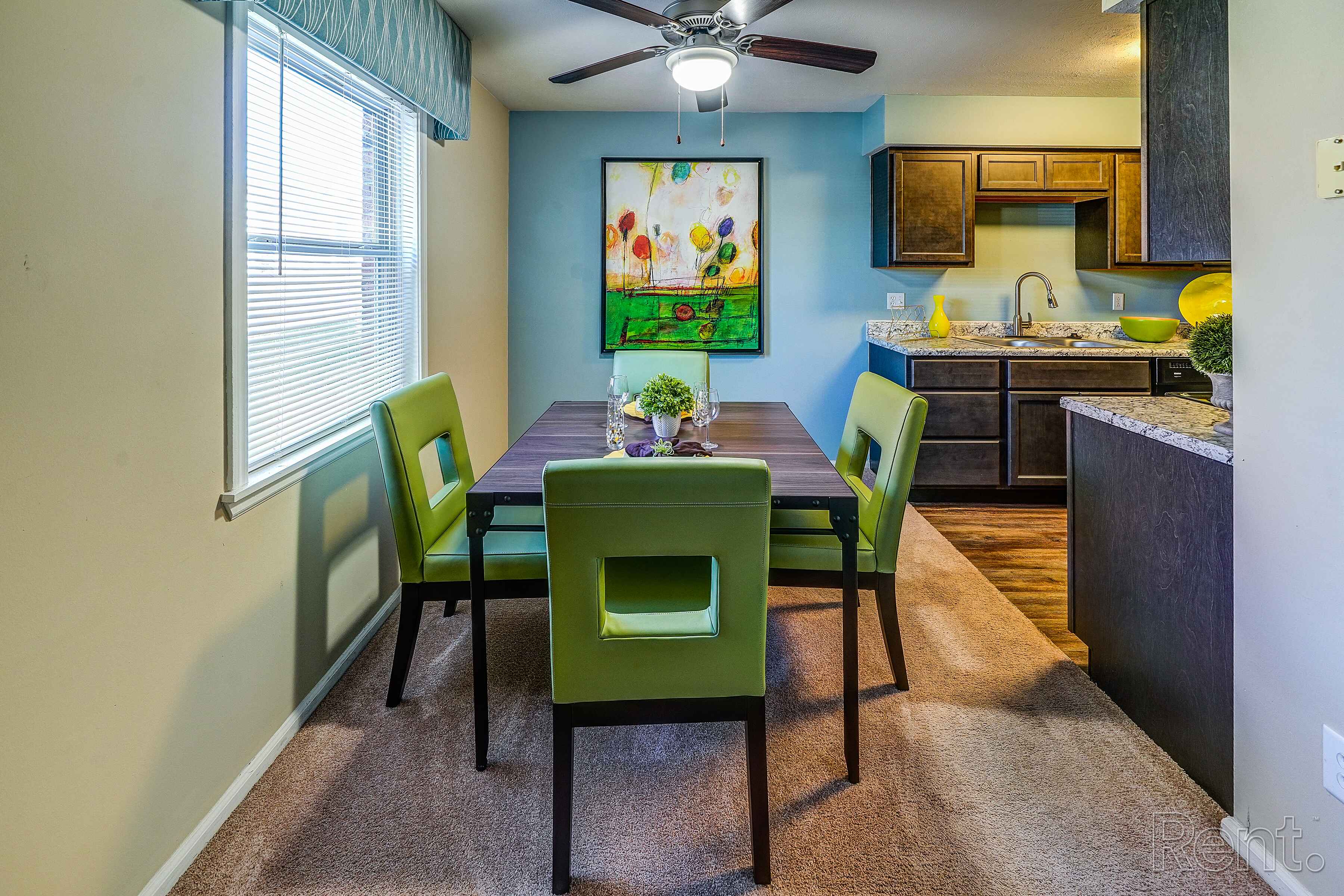 Lions Creek Apartments Image