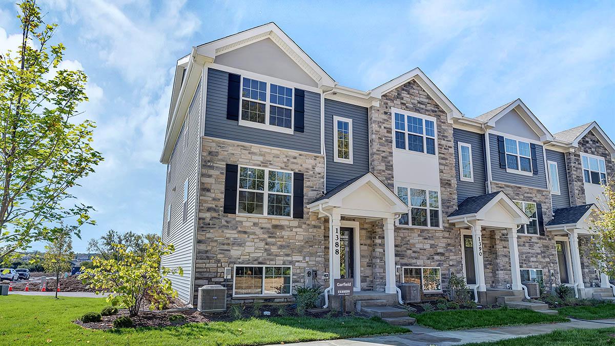 The Grasslands Townhomes by D.R. Horton - Bartlett, IL