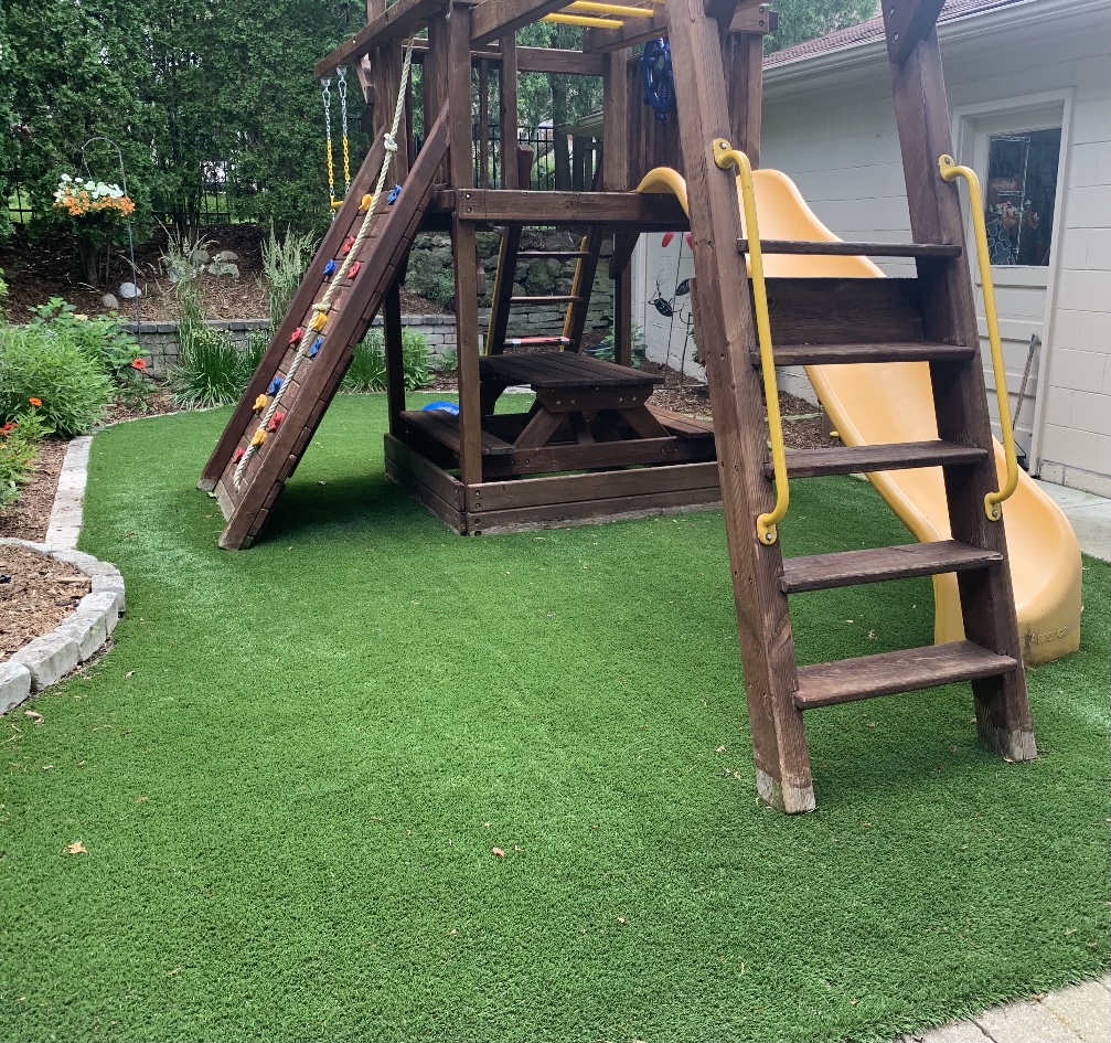 Milwaukee Landscape & Design Image