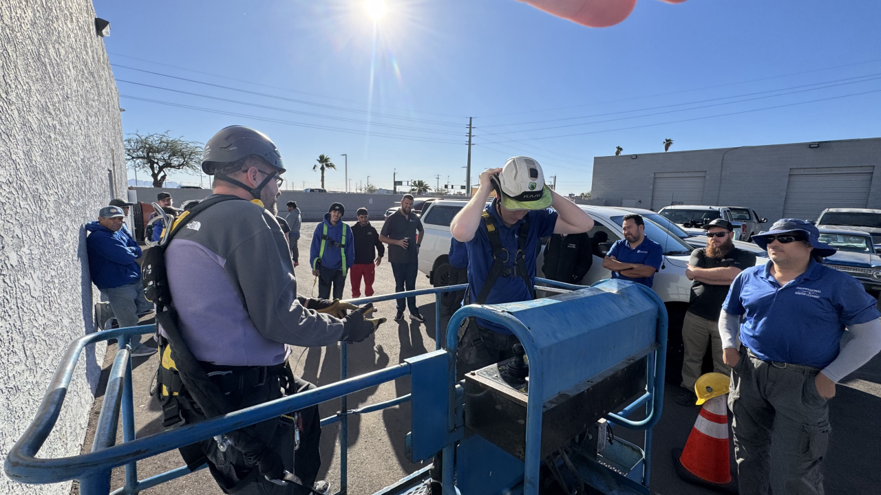 Professional Window Cleaning Image