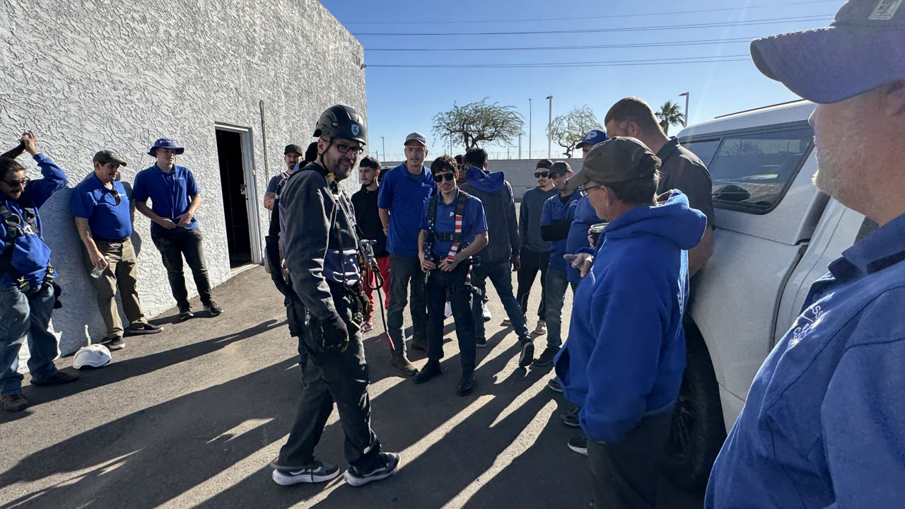 Professional Window Cleaning Image