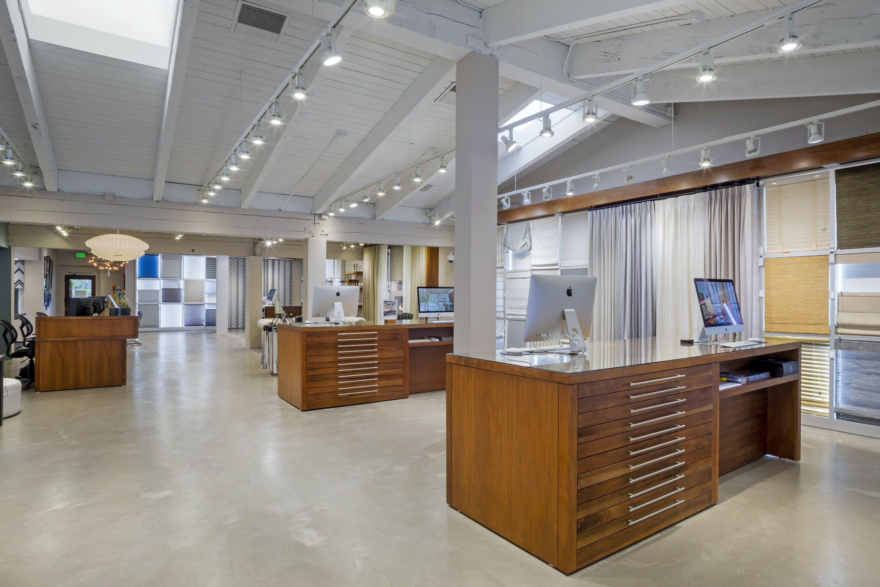 The Shade Store Image