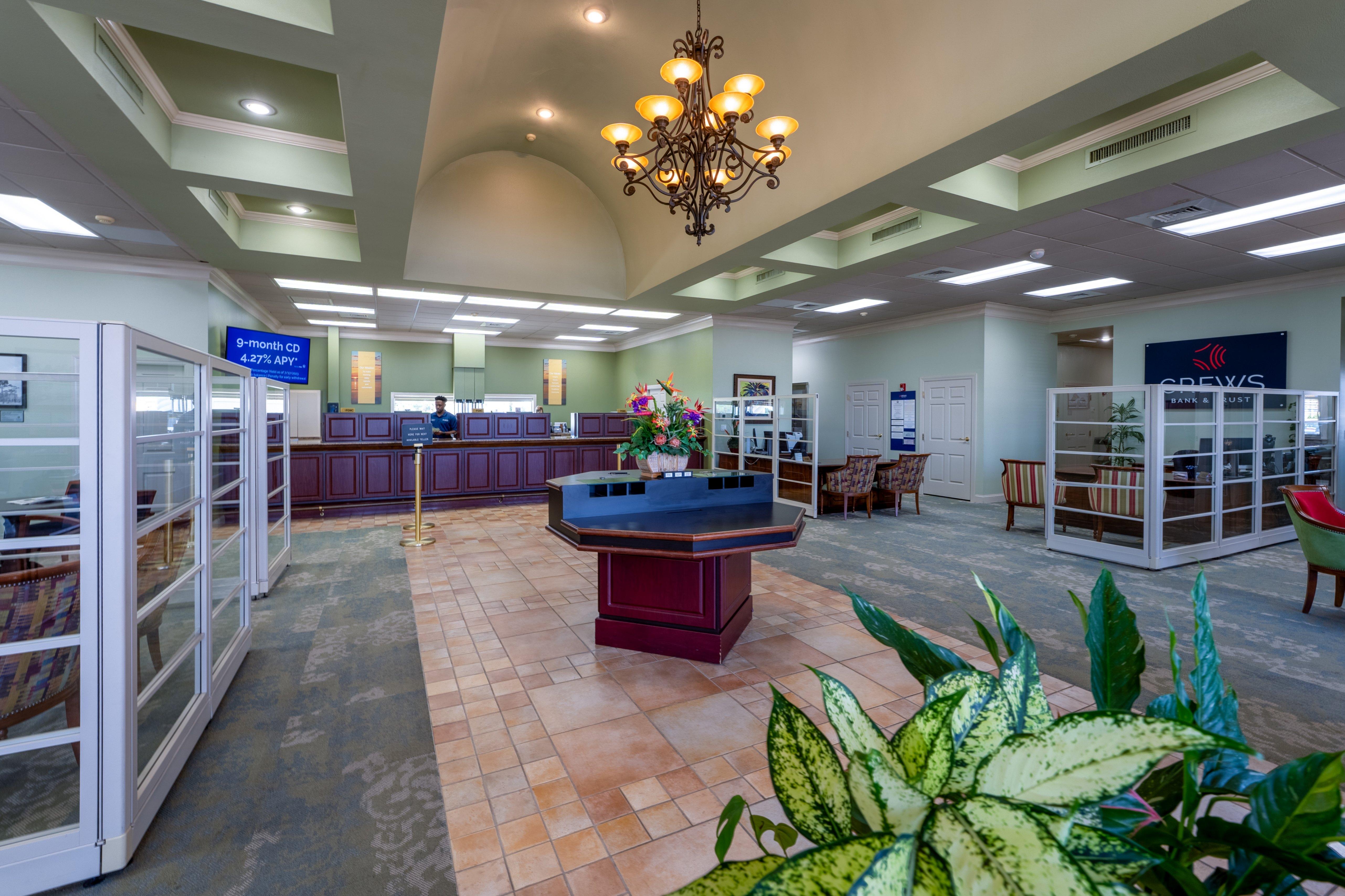 Crews Bank & Trust Image