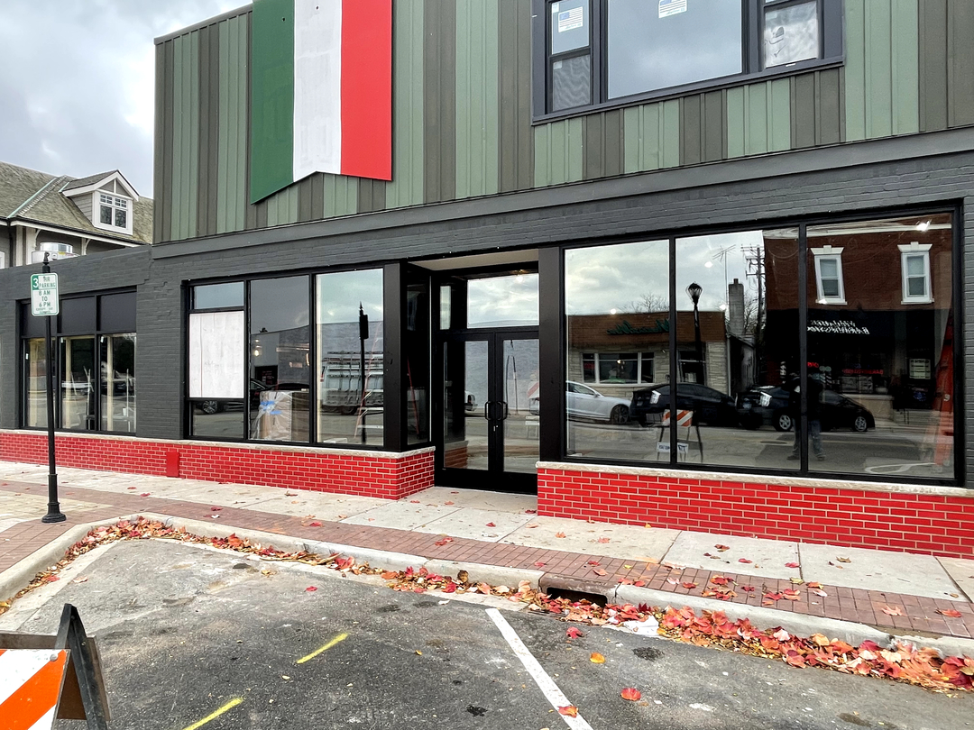 Glasshopper Schor Glass Image