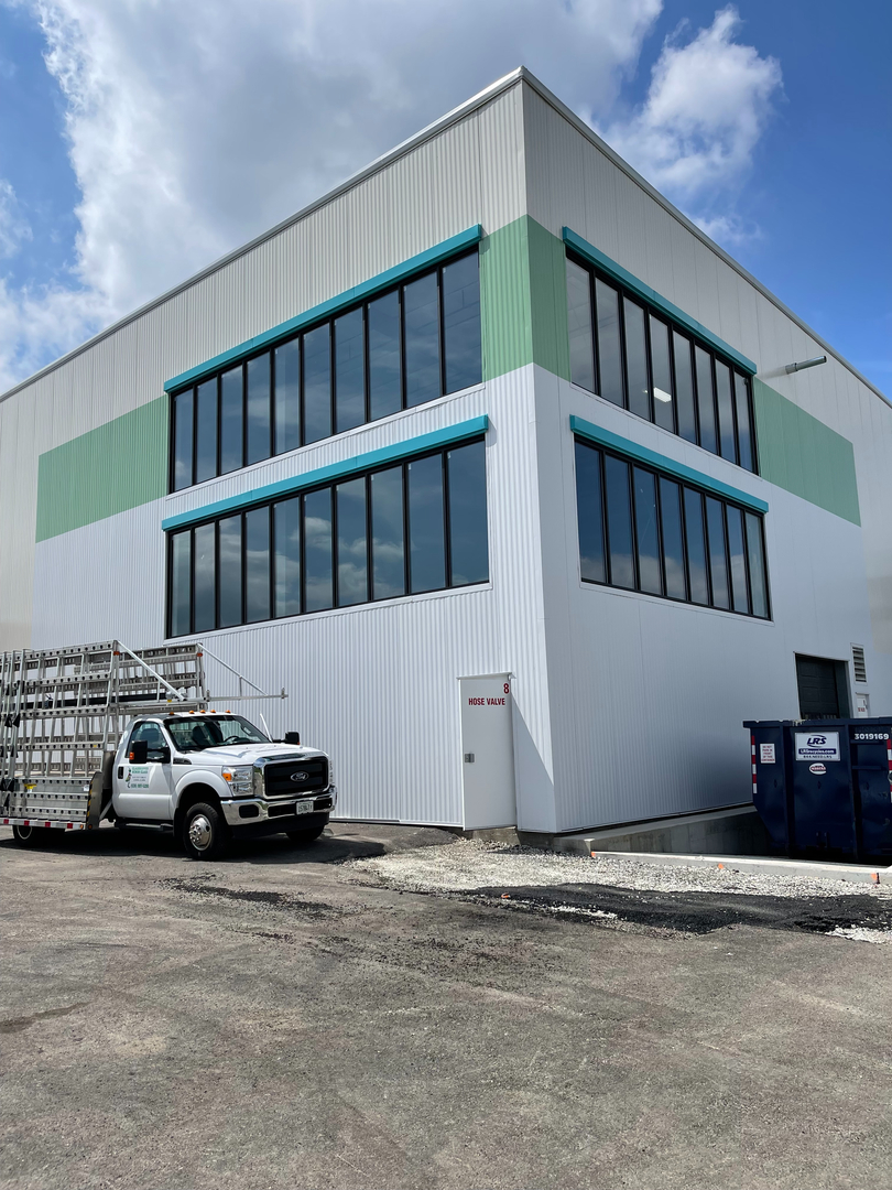 Glasshopper Schor Glass Image