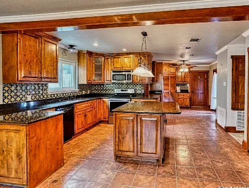 S Bar S Construction Image