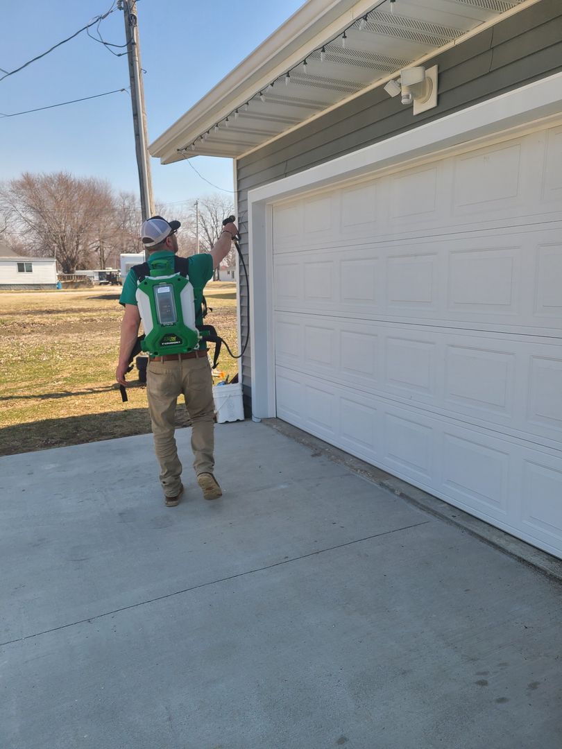Pest Pro Solutions - Lees Summit, MO