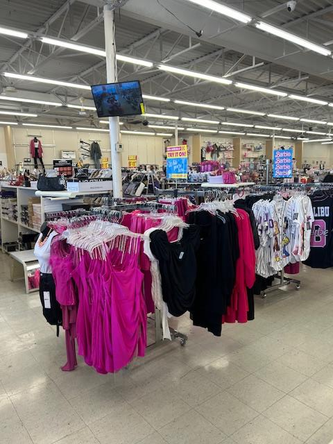 Melrose Family Fashions Image