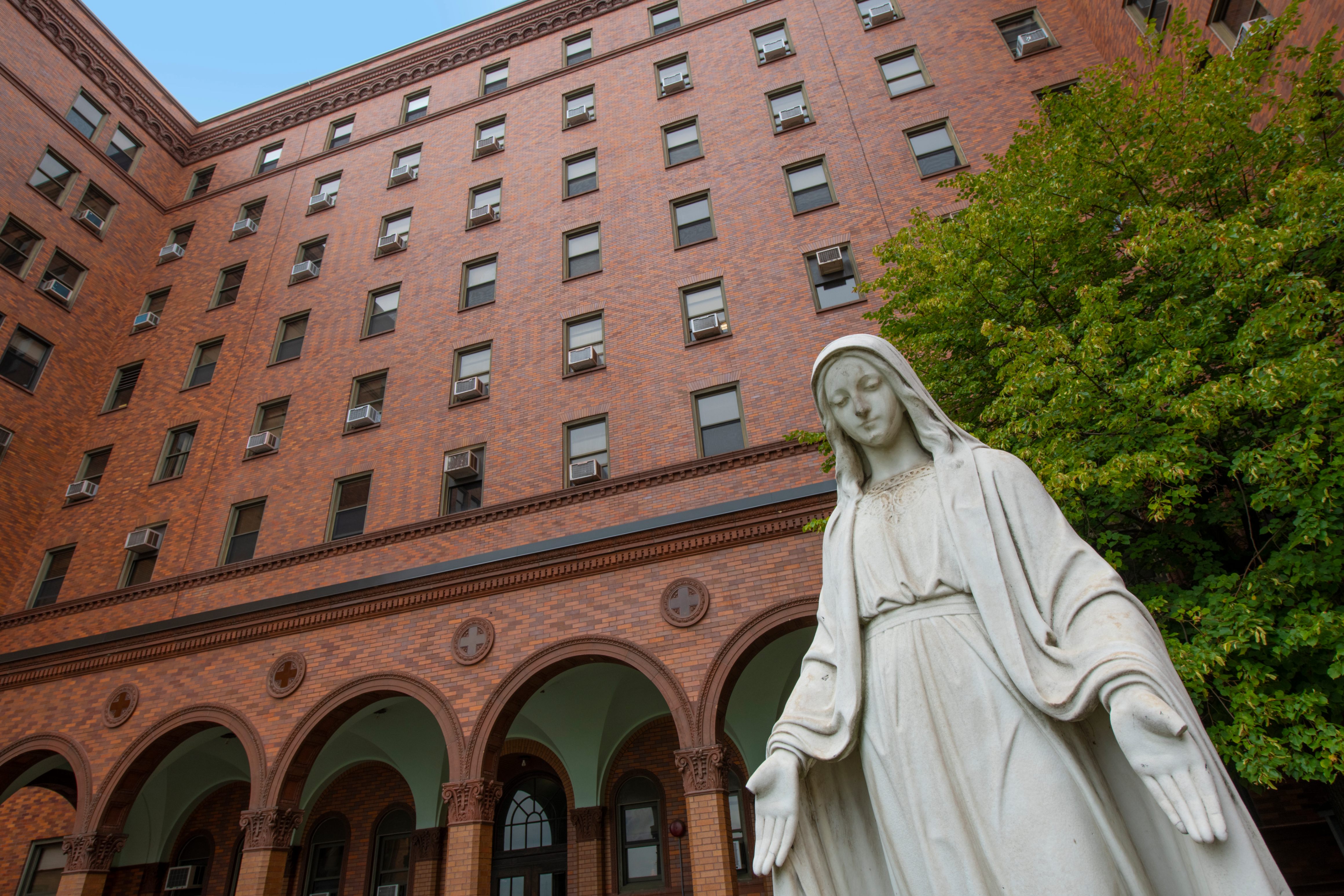 UPMC Mercy School of Nursing Image