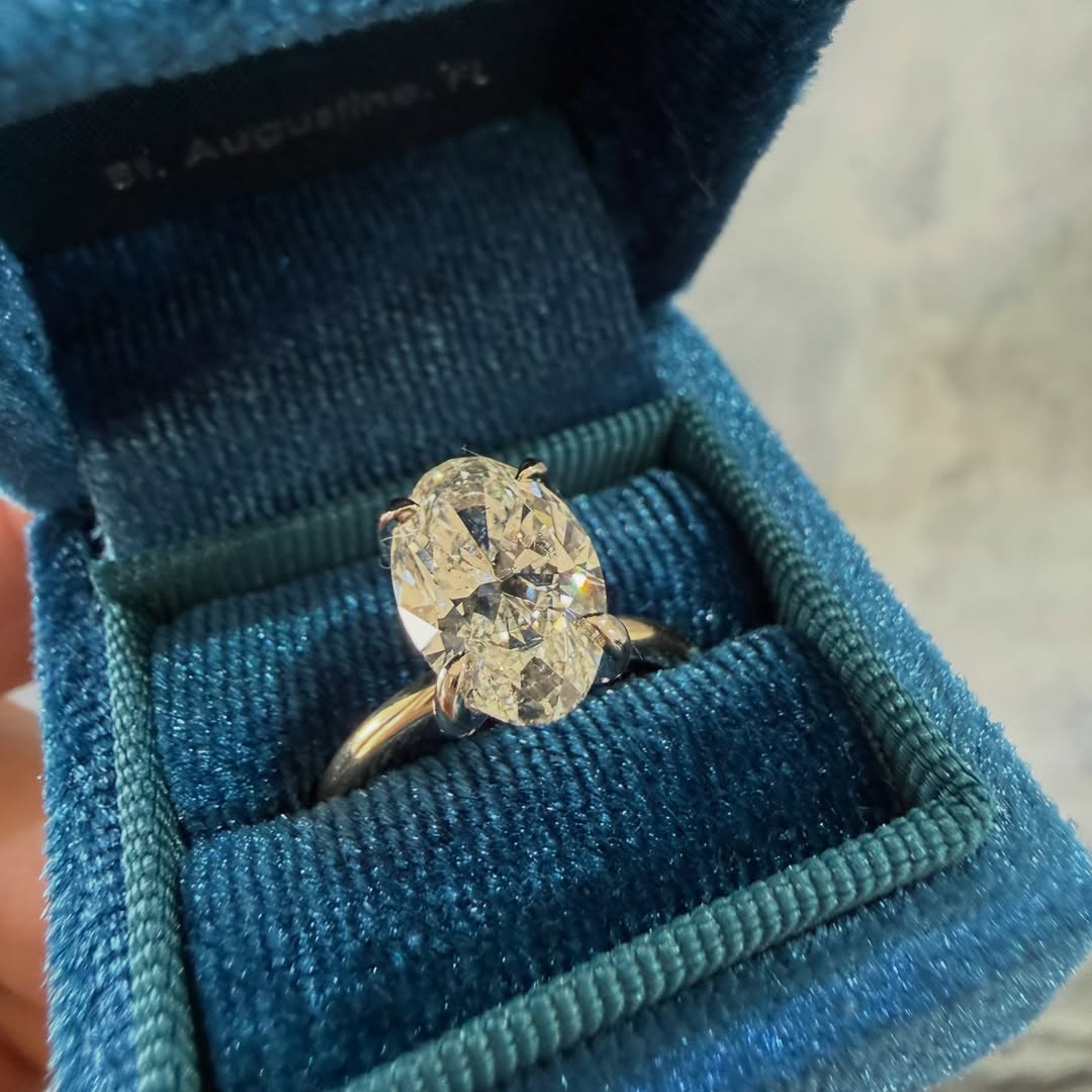 Blue Water Jewelers Image