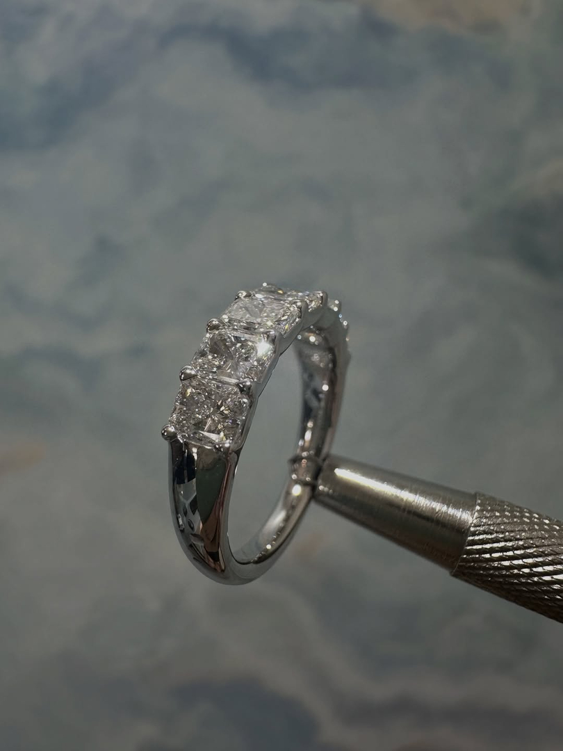 Blue Water Jewelers Image