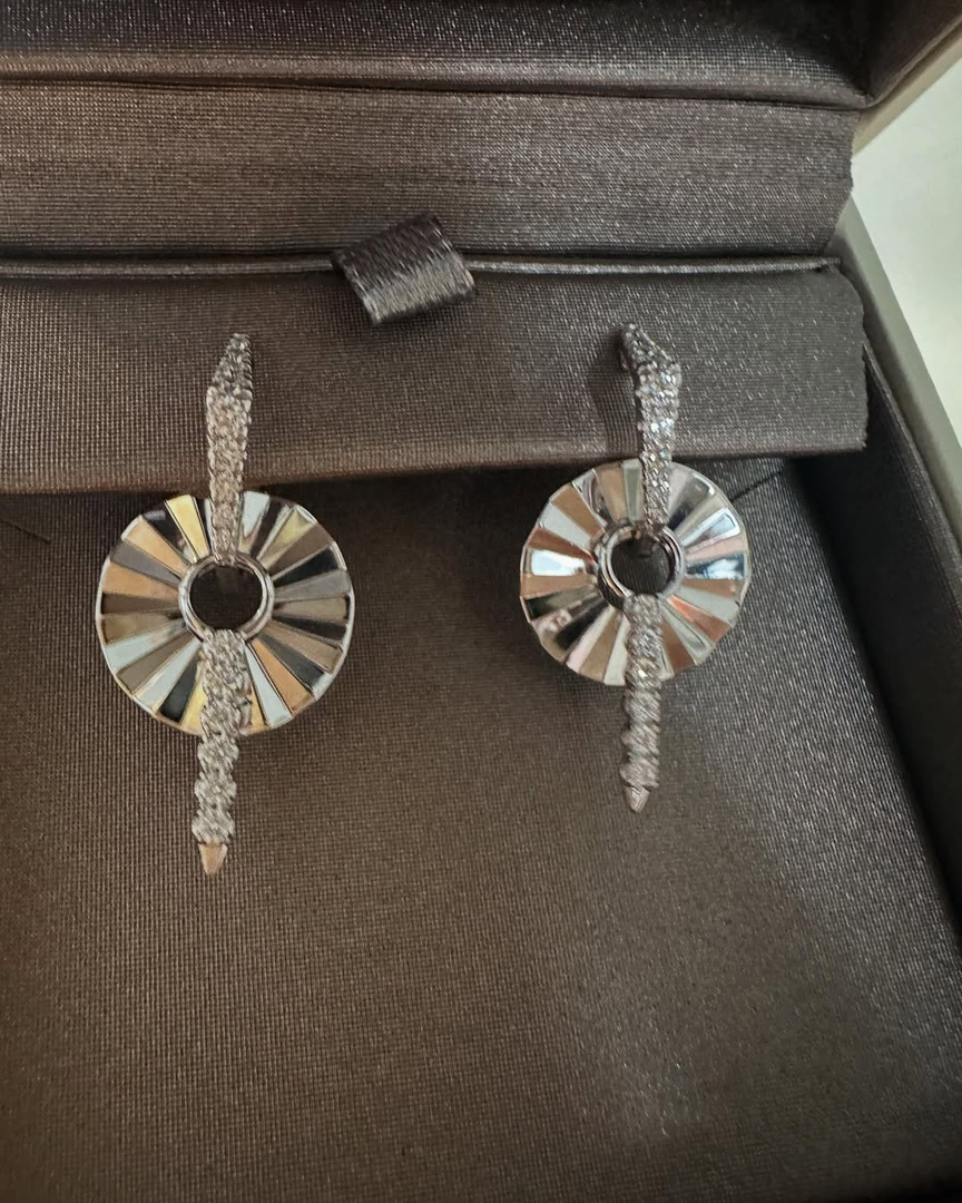 Blue Water Jewelers Image