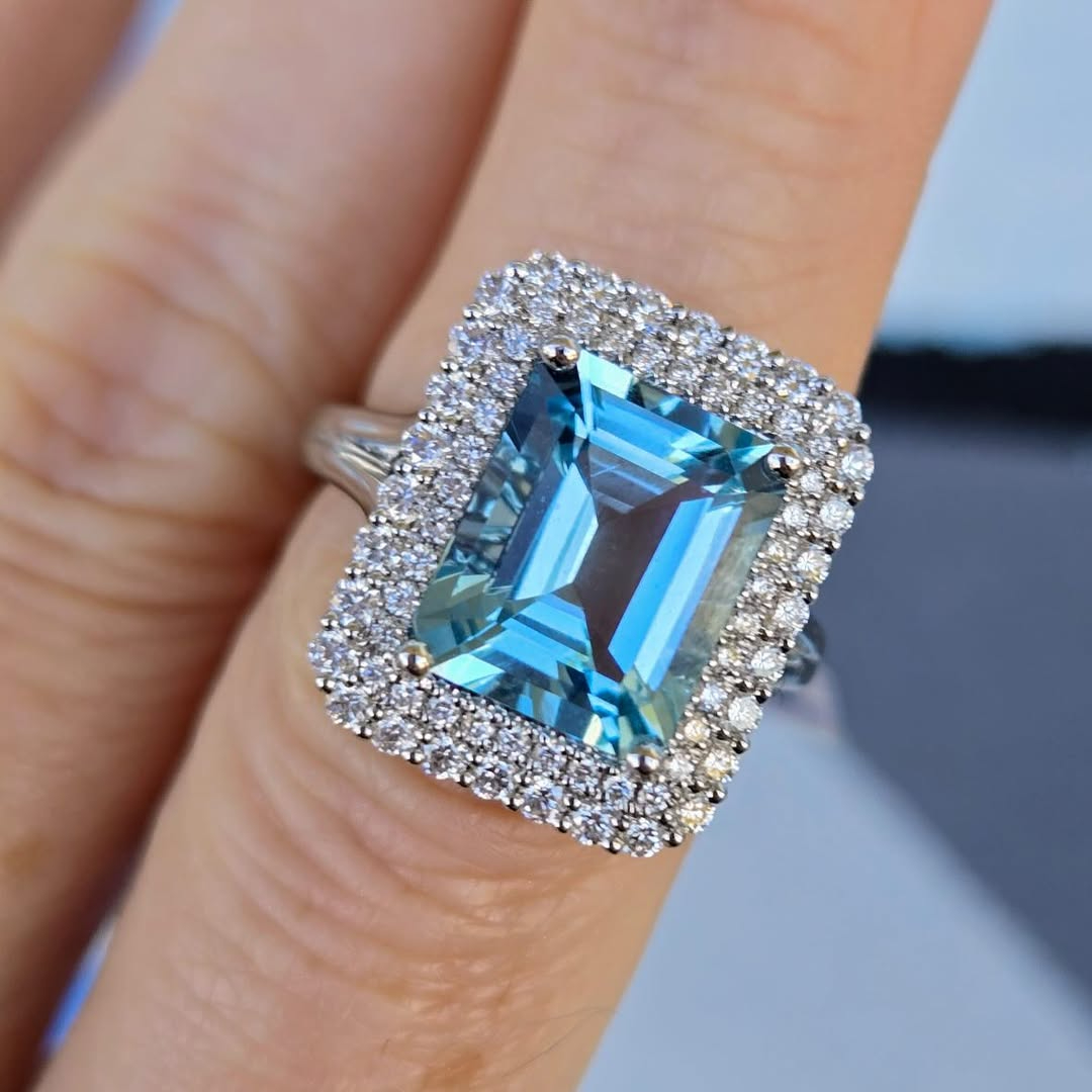 Blue Water Jewelers Image
