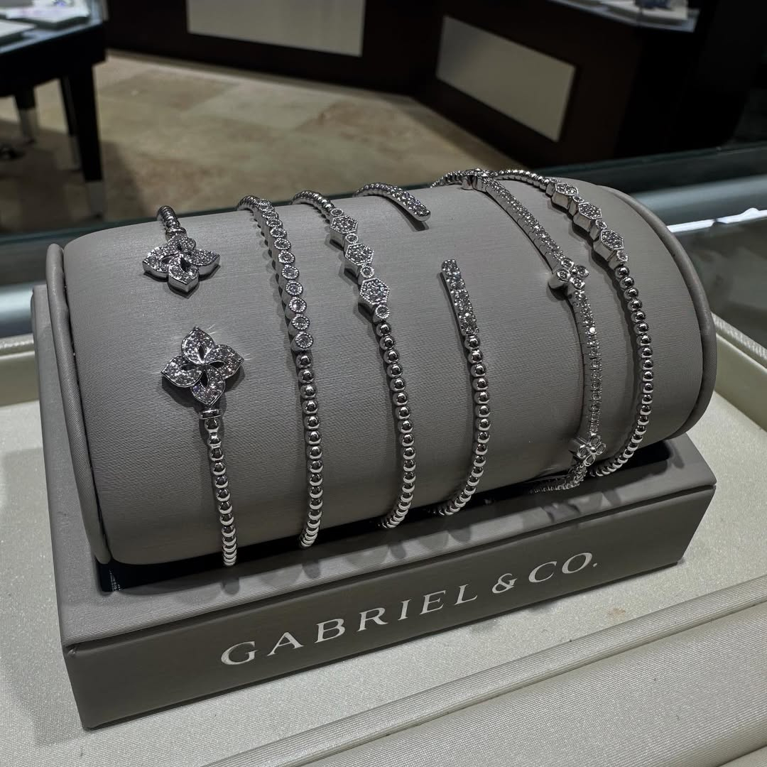 Blue Water Jewelers Image