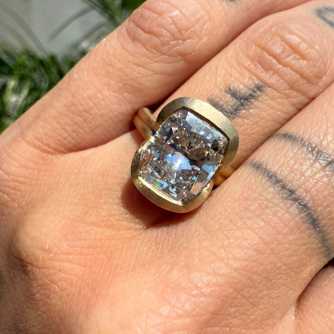 Blue Water Jewelers Image