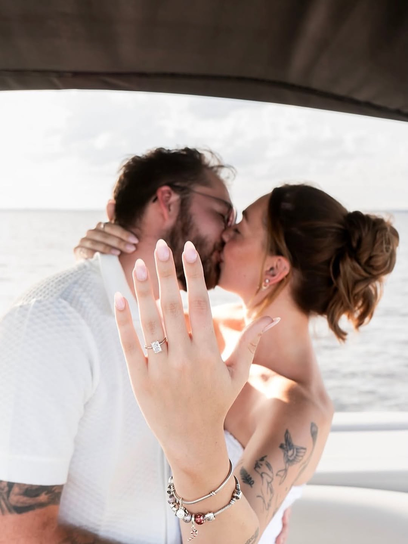 Blue Water Jewelers Image