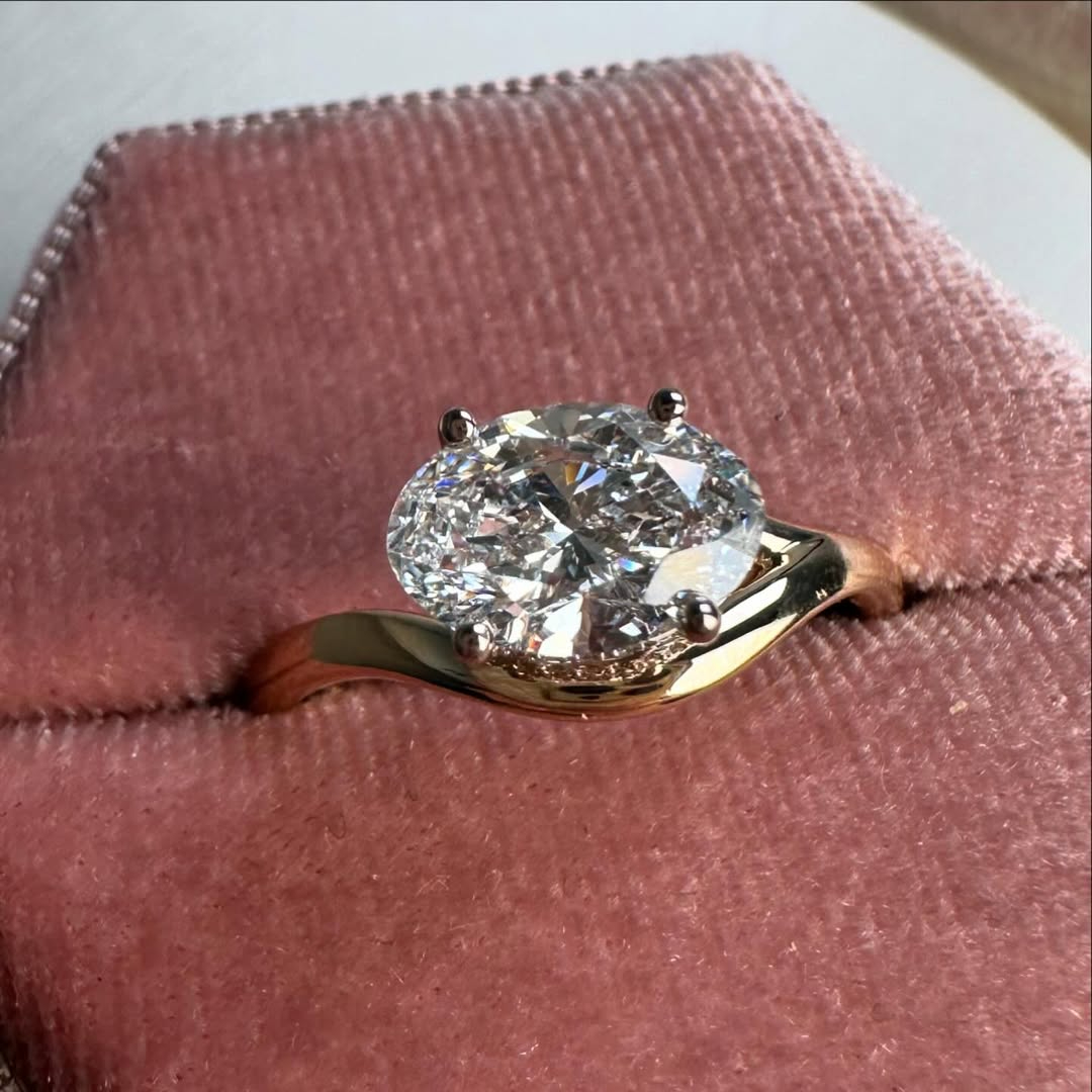 Blue Water Jewelers Logo