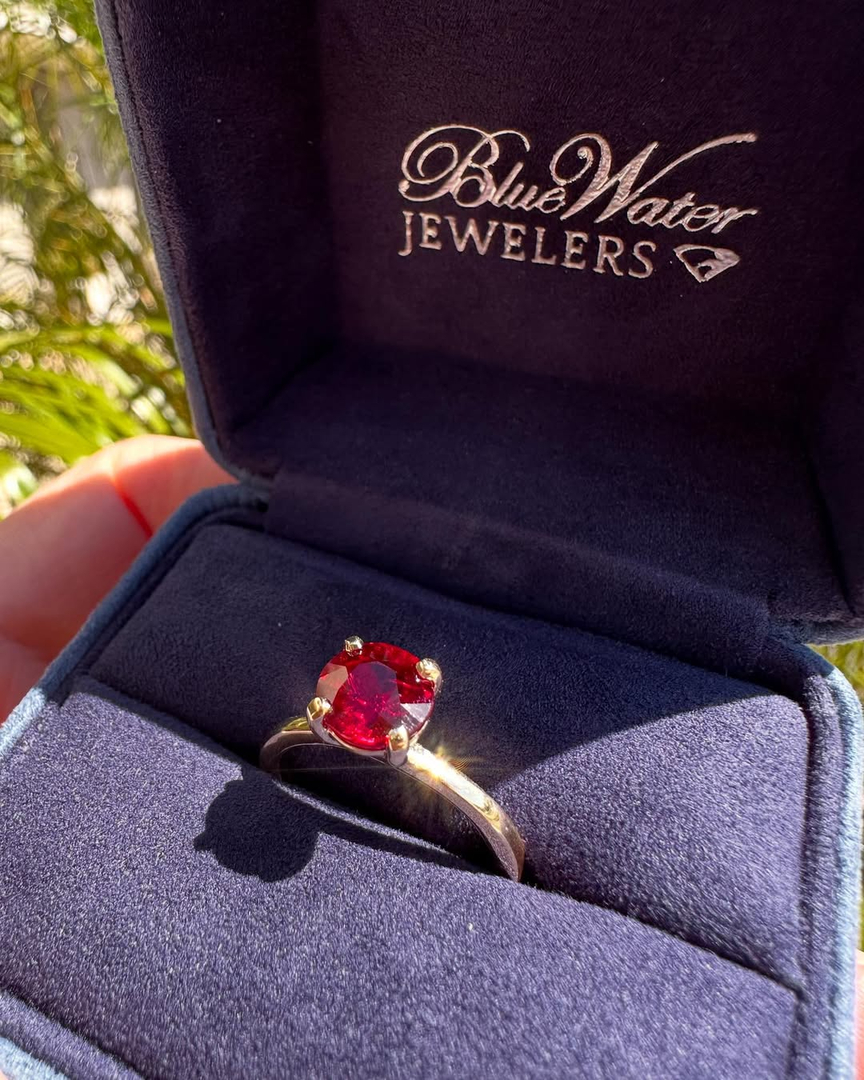 Blue Water Jewelers Image