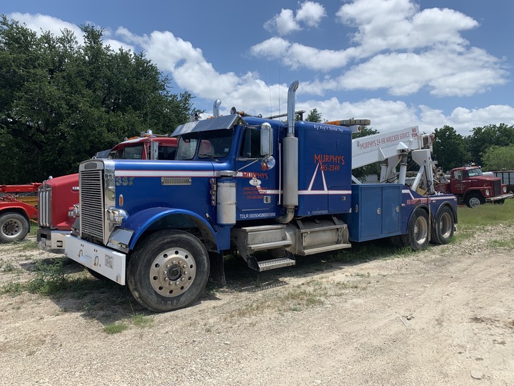 Murphy's 24-Hr Wrecker Service, LLC Image