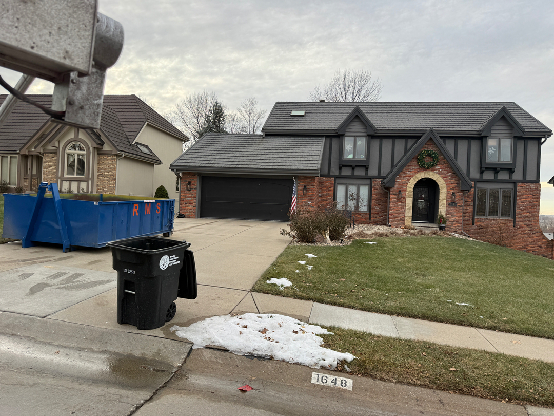 RMS Dumpsters &amp; Services LLC Logo