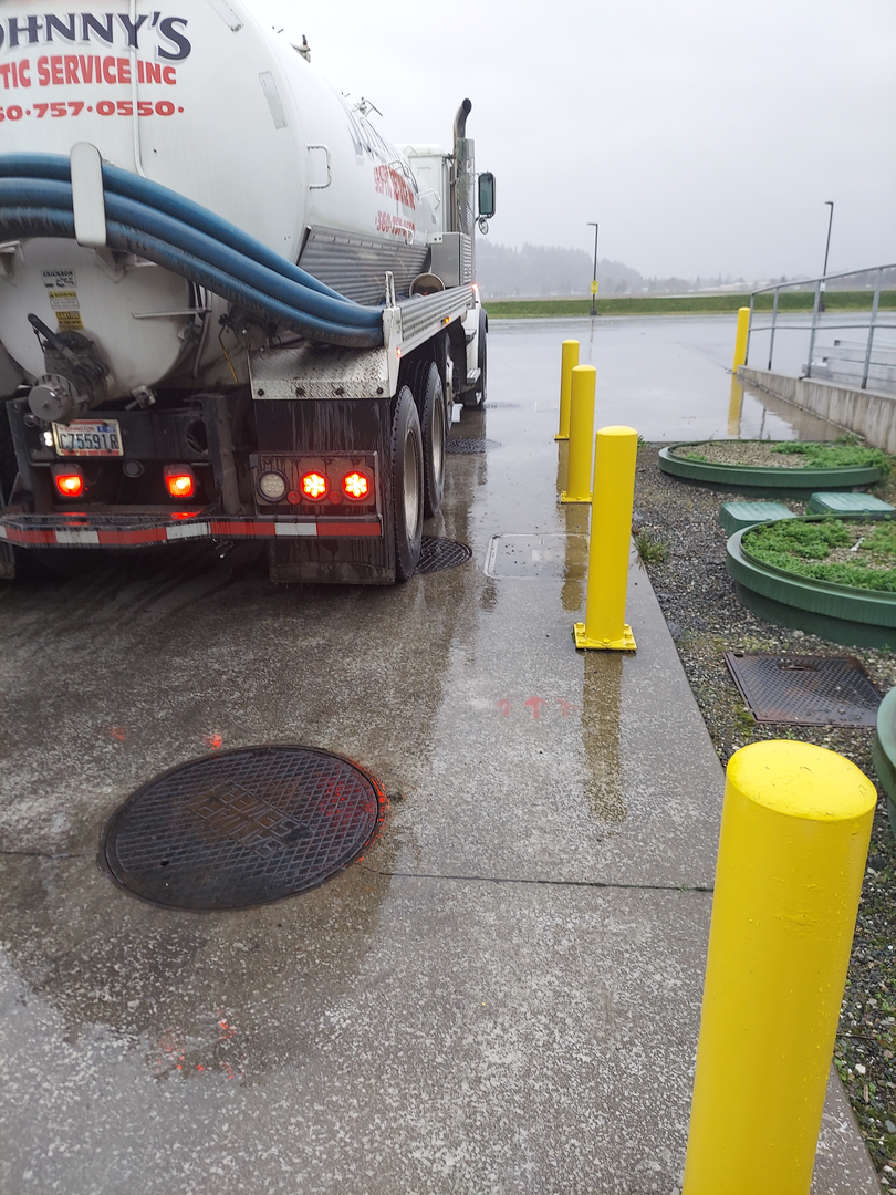 Johnny's Septic Service Inc Image