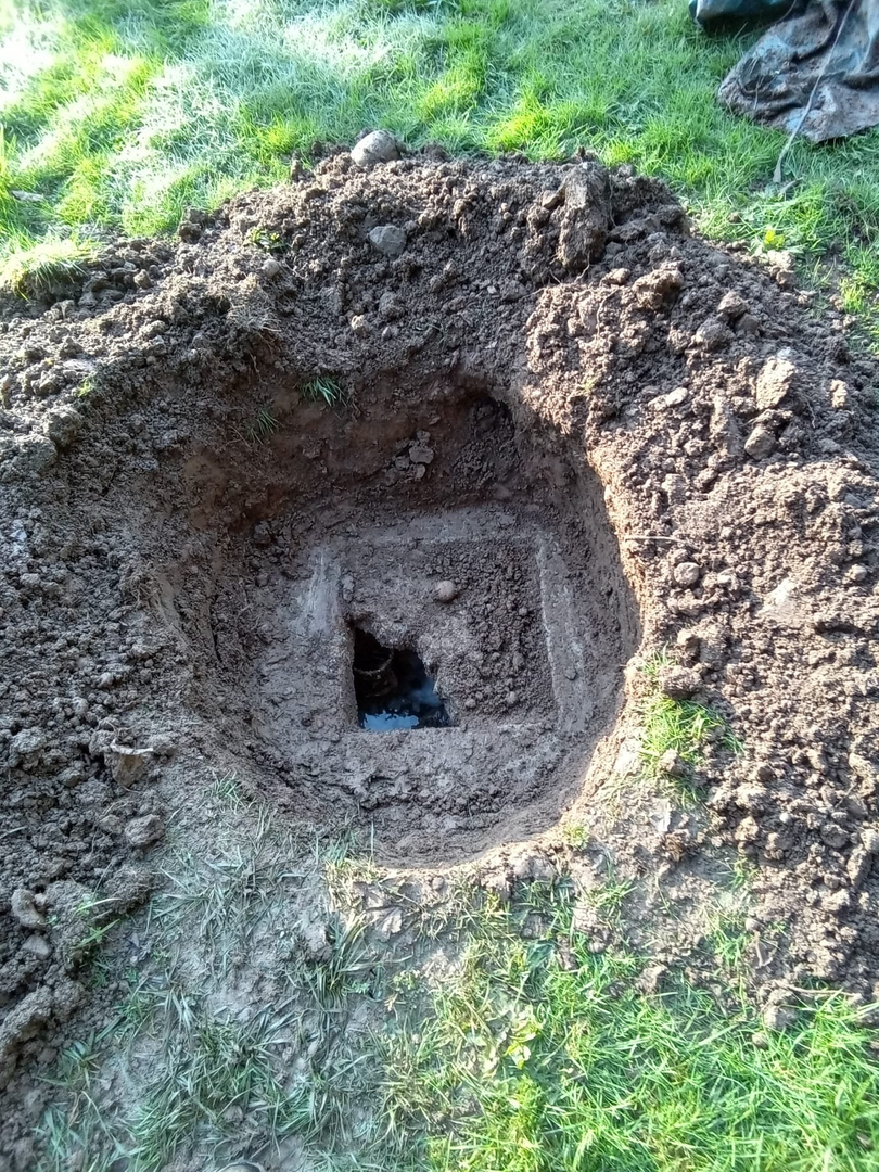 Johnny's Septic Service Inc Image