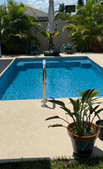 Next Level Pool Cleaning, LLC Image