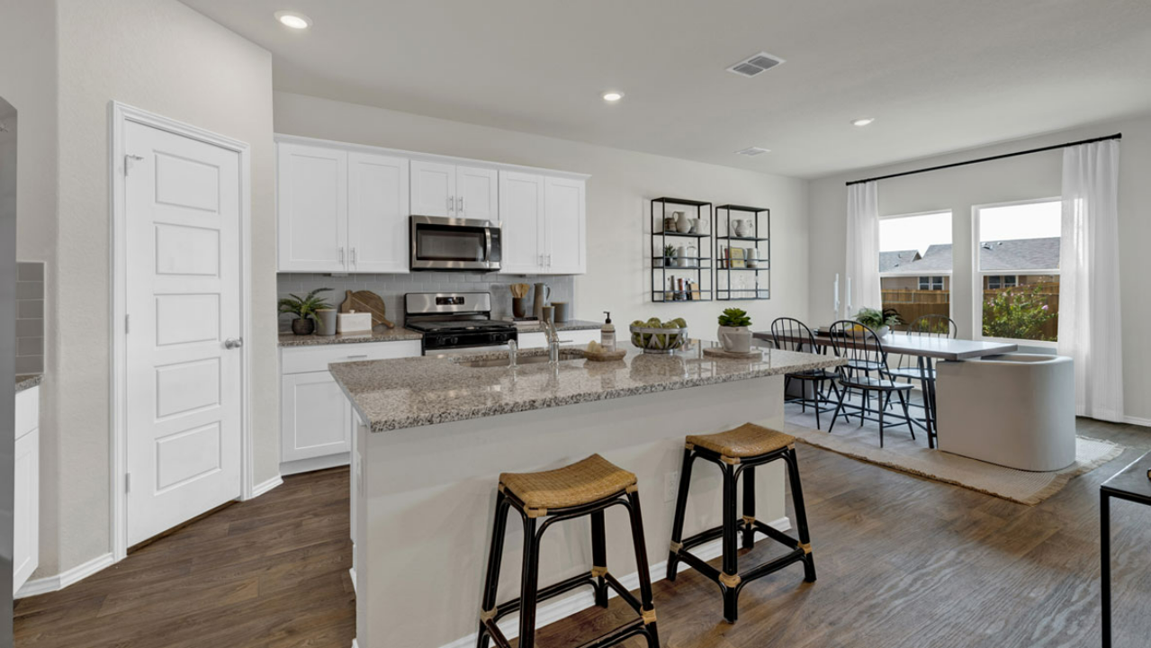 Saengerhalle Meadows by D.R. Horton - New Braunfels, TX