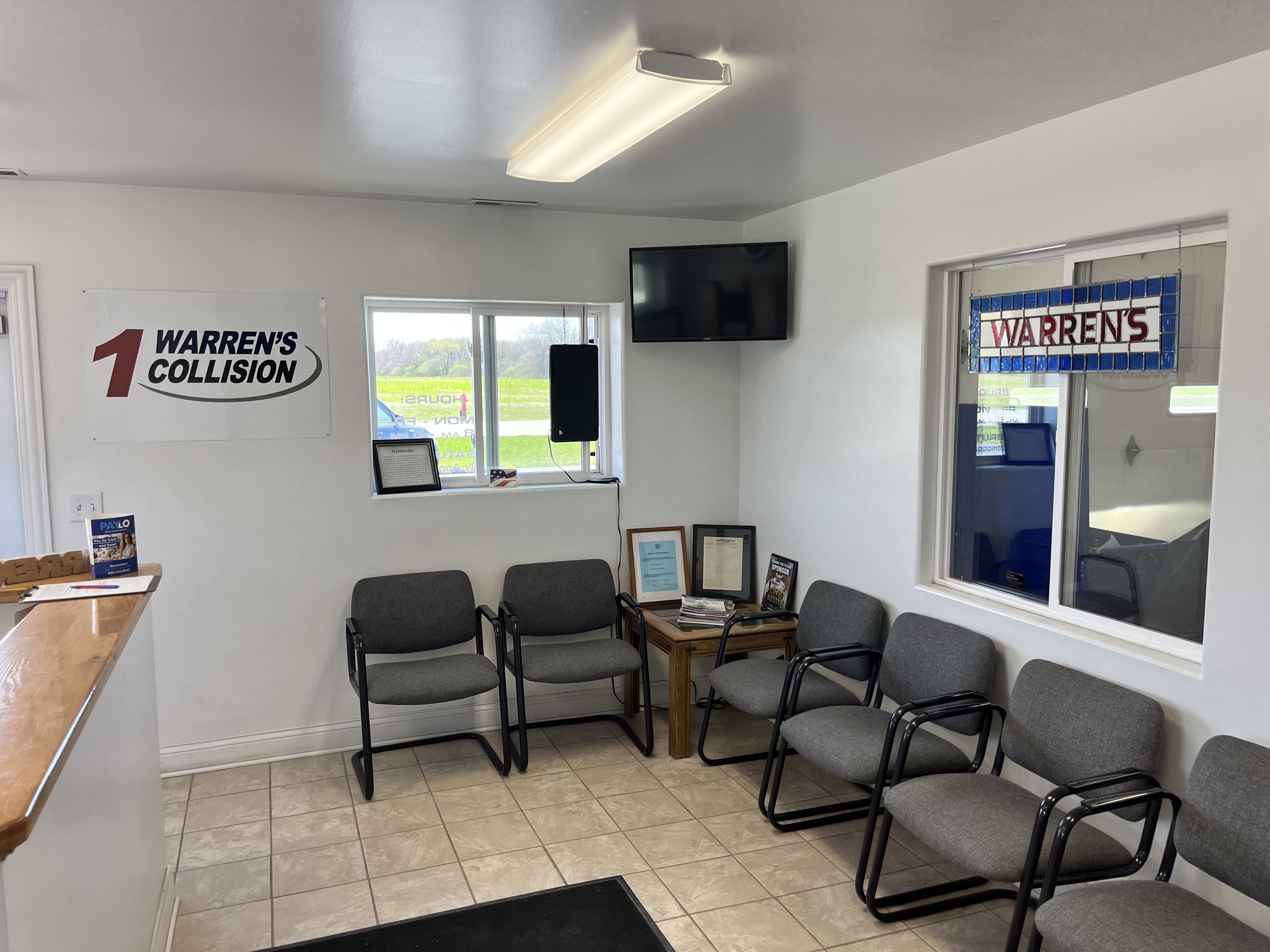 Warren's Collision Center - Braidwood, IL