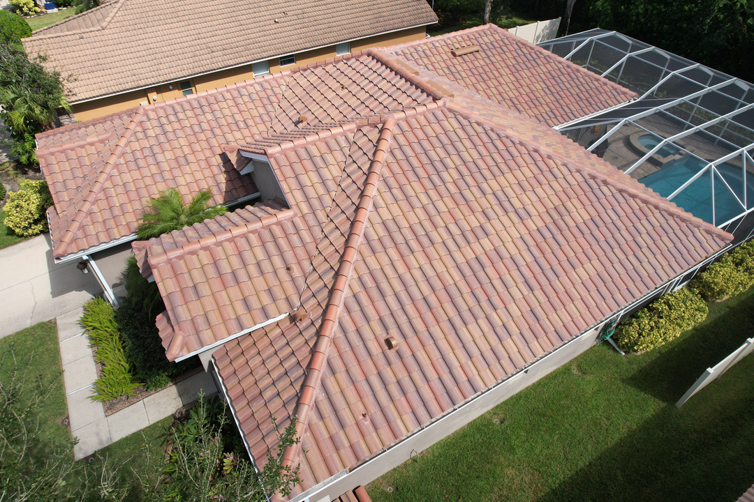 Pro Roofing Services Image