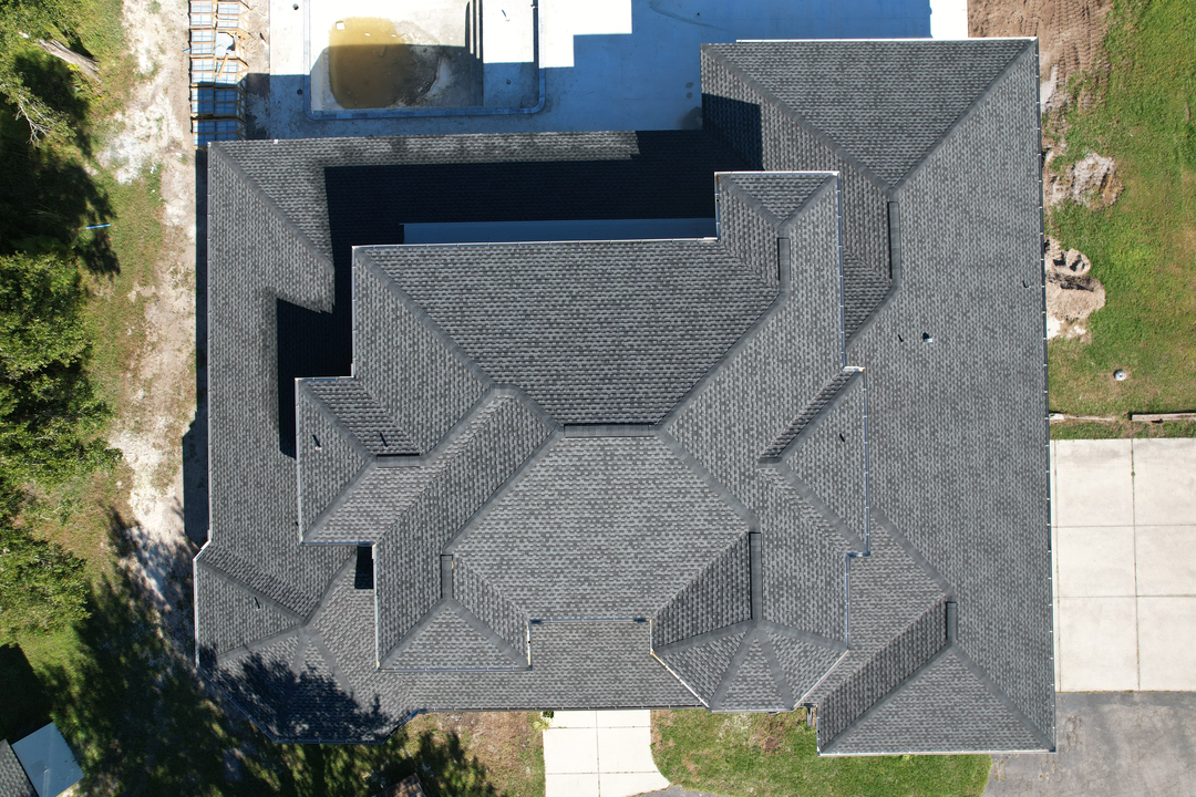 Pro Roofing Services Image