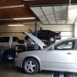 Johnny's Auto Service Image