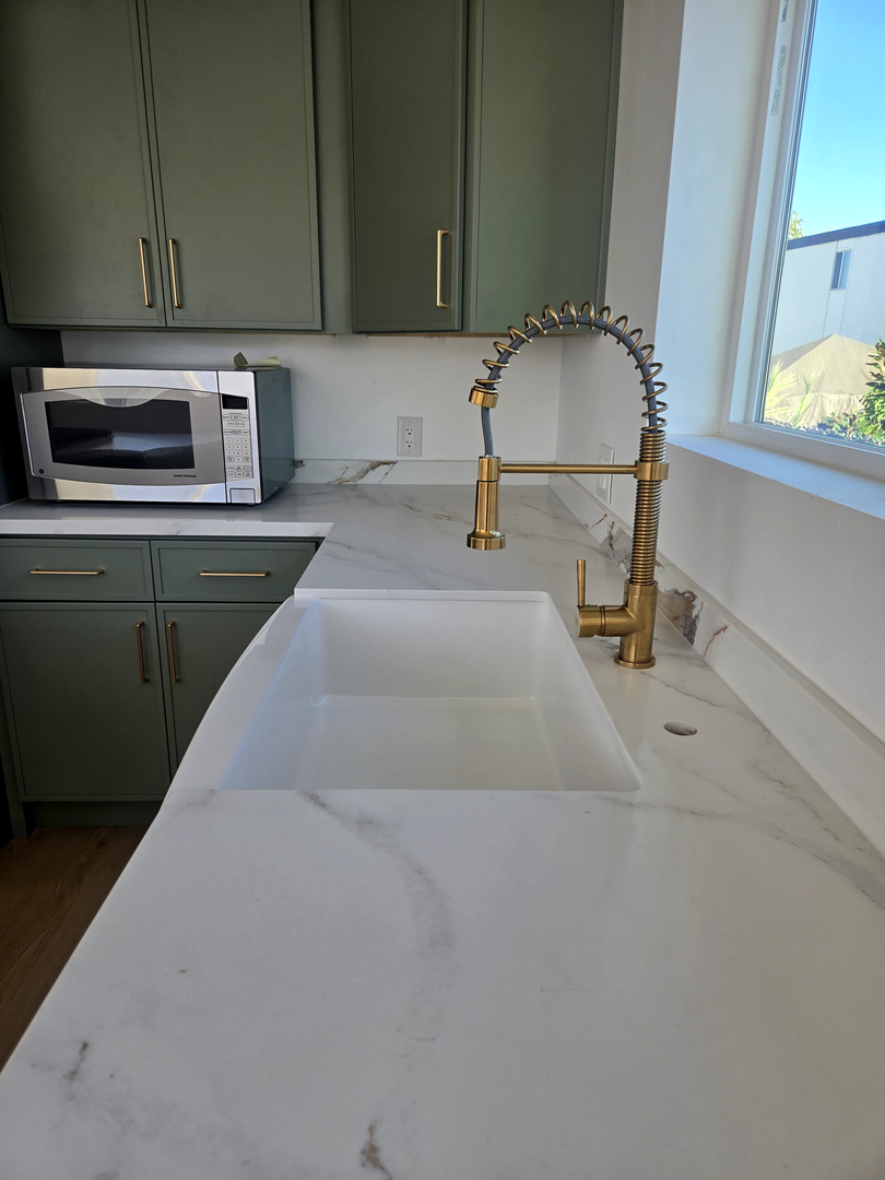 Ground up plumbing Logo