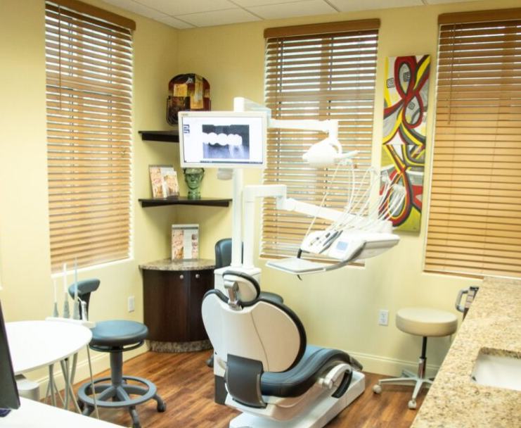 Dentique Dental - Palm Coast, FL
