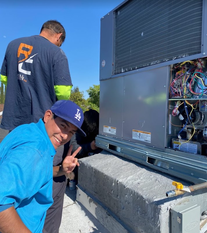 Real Cozy Air - Winnetka, CA