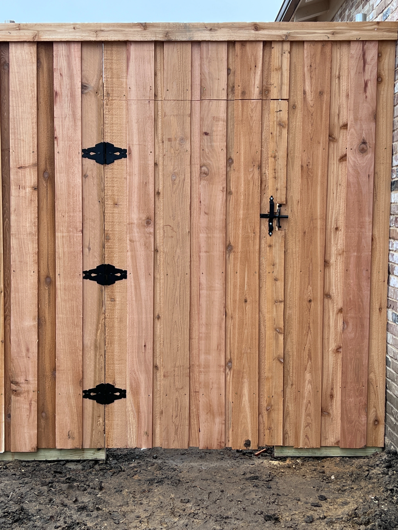 Fence Makeovers Image