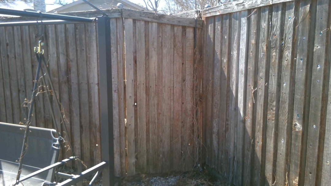 Fence Makeovers Image