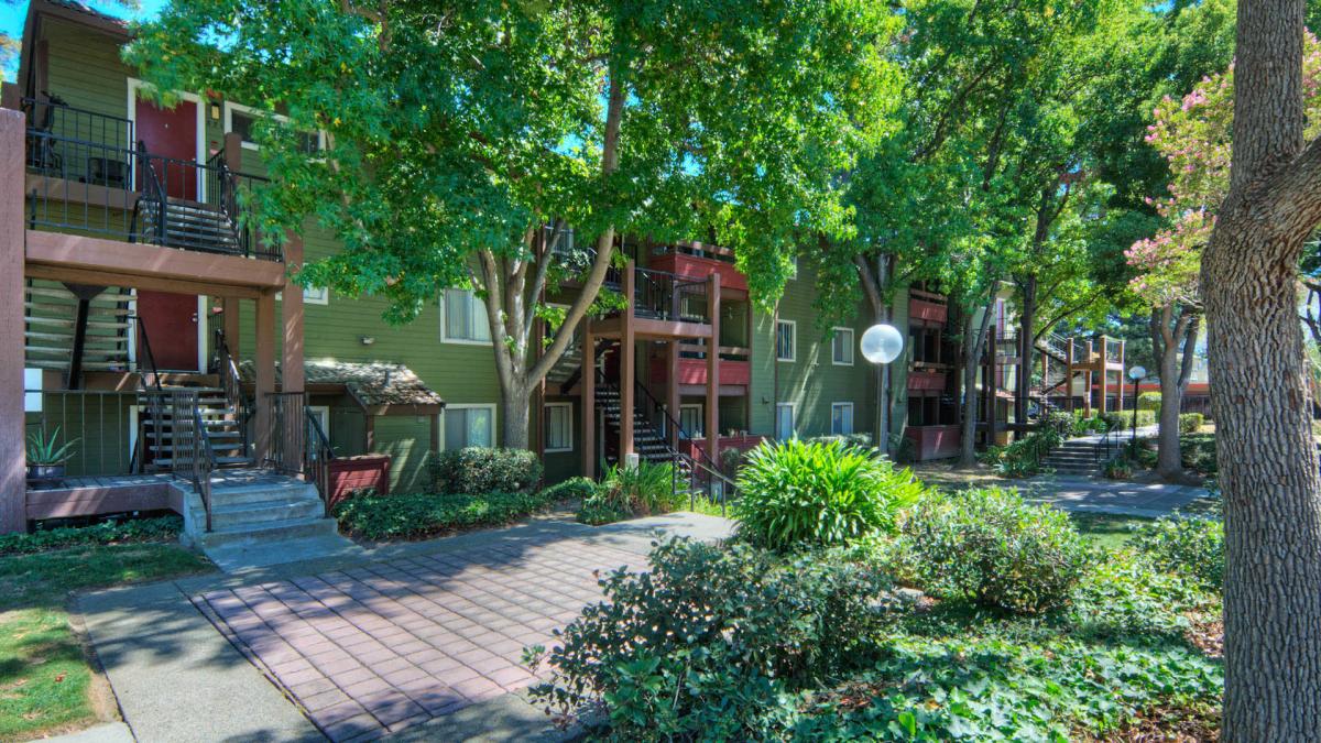 Woodleaf Apartments - Campbell, CA