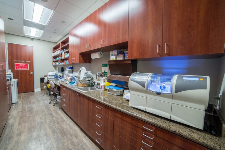 Christopher Henninger, DMD Image