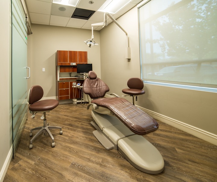 Christopher Henninger, DMD Image