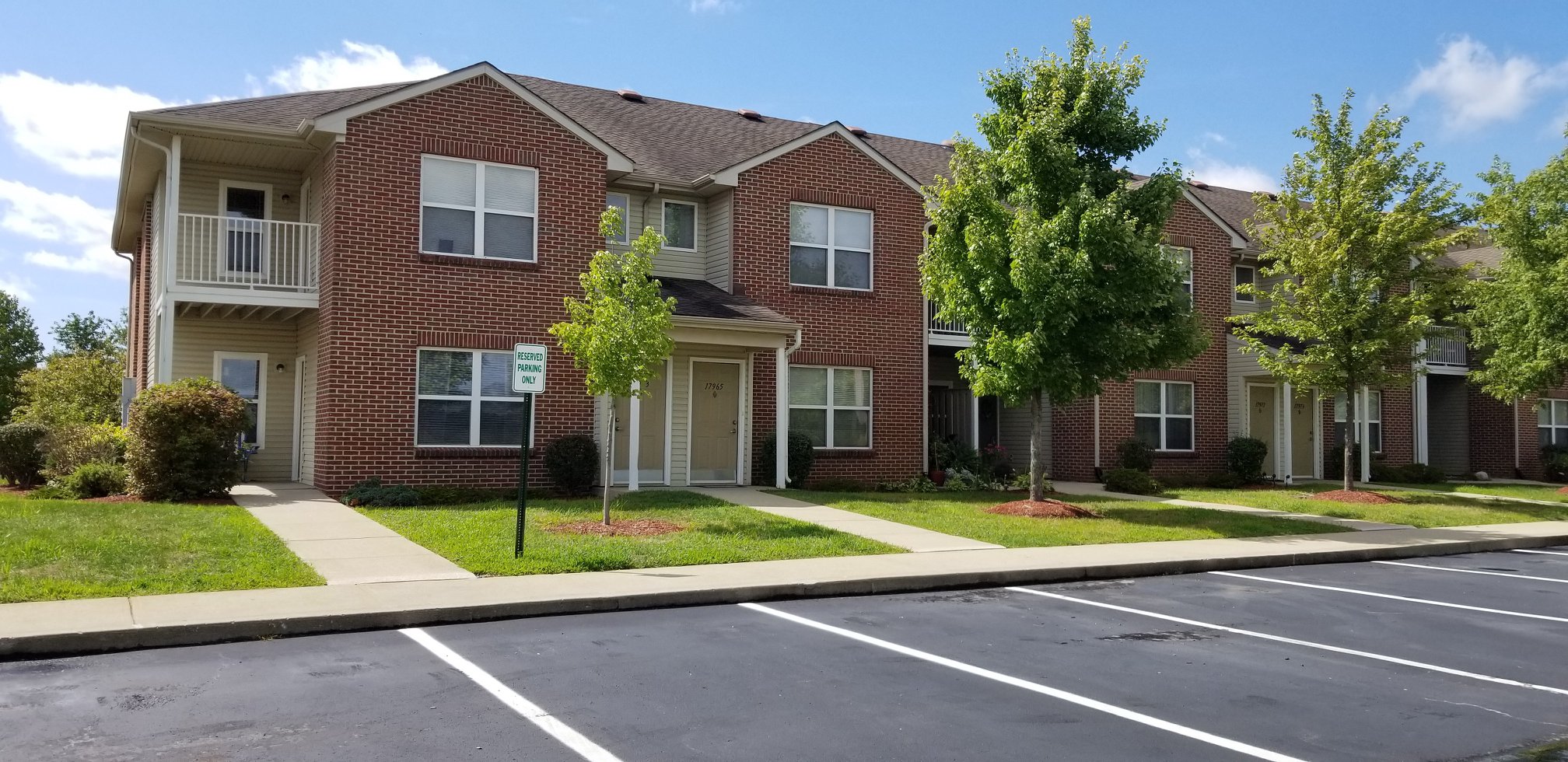Princeton Lakes Apartment Homes Image
