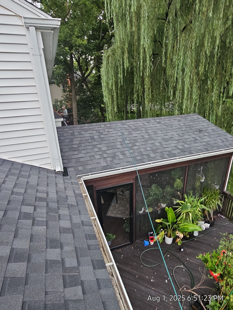 Loudoun Roofing Image