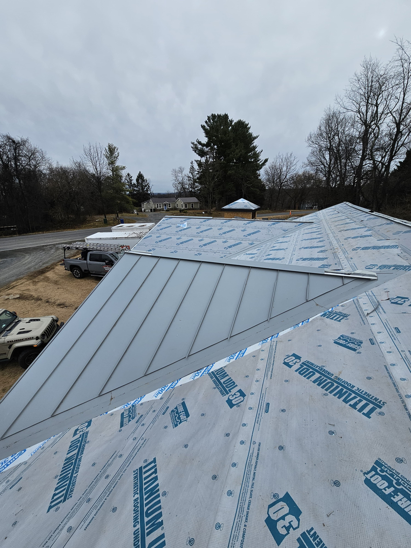 Loudoun Roofing Image