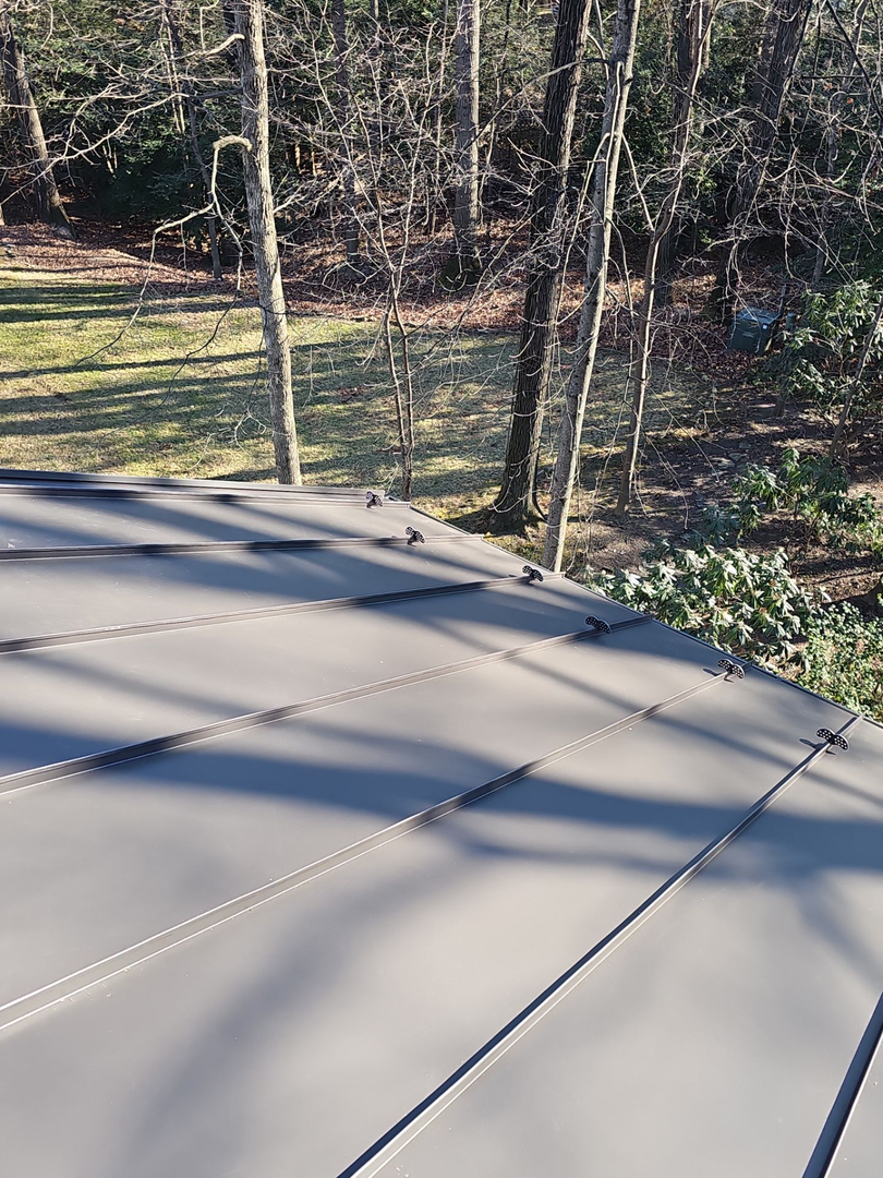 Loudoun Roofing Image