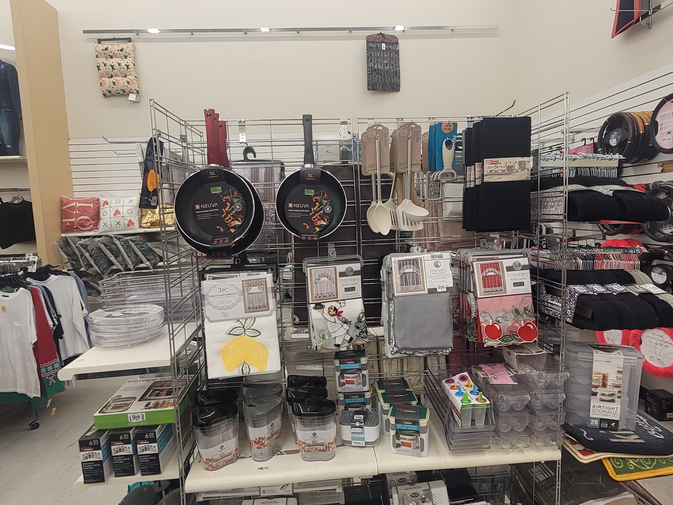 Melrose Family Fashions Image